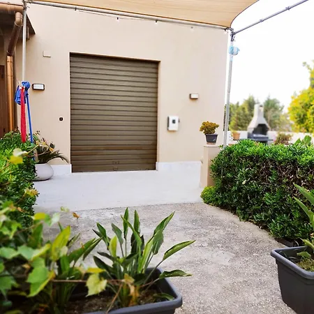 House & Garden *